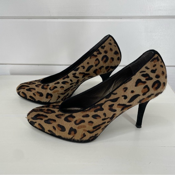 Stuart Weitzman Animal Print Pumps Size 6.5 - Picture 2 of 9